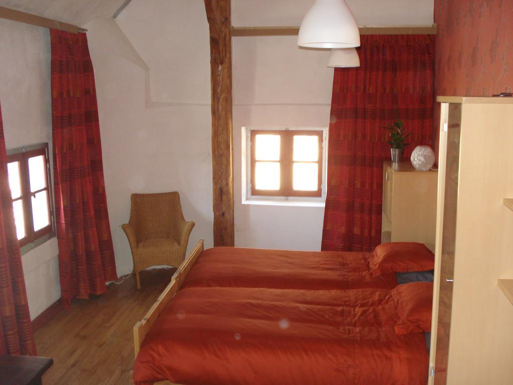 Chambres D'Hotes Notre Paradis Dun-sur-Meuse Room photo